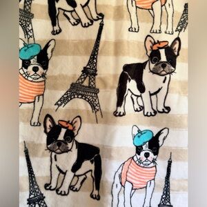 NWT Kassafina French Bulldog in Paris Hand Towel – Eiffel Tower Decor.
